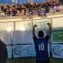 Costantini esulta sotto il settore ospiti del Comunale, il derby e nerazzurro (Foto Flammia)