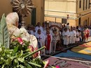 La novità, la processione del Corpus Domini di Imperia passa tra le bancarelle della Fiera del Libro