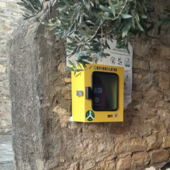 A Vessalico, arriva il defibrillatore: un dono per salvare vite A Vessalico, arriva il defibrillatore: un dono per salvare vite