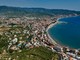 A Diano Marina servono 13,5 anni di stipendio per comprare 80 metri quadrati, a Imperia il rapporto scende a 7,9 anni A Diano Marina servono 13,5 anni di stipendio per comprare 80 metri quadrati, a Imperia il rapporto scende a 7,9 anni