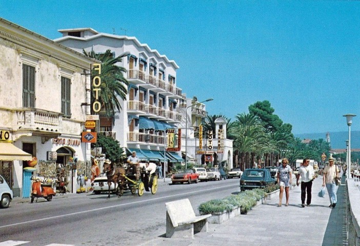 ACCADDE OGGI, 19 FEBBRAIO 1980. Un supertreno delle vacanze per far affluire in Riviera i turisti tedeschi in cerca di sole e mare ACCADDE OGGI, 19 FEBBRAIO 1980. Un supertreno delle vacanze per far affluire in Riviera i turisti tedeschi in cerca di sole e mare