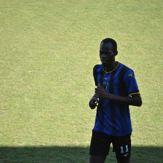 Il bomber DIallo                                                                                                                             (Foto Fantomas)