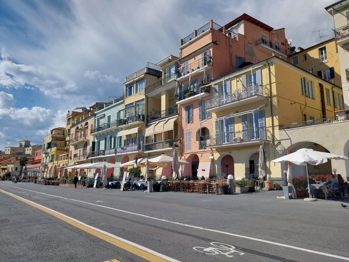 Riviera in fermento per i ponti primaverili, Calvi (Fipe): “Segnali incoraggianti”