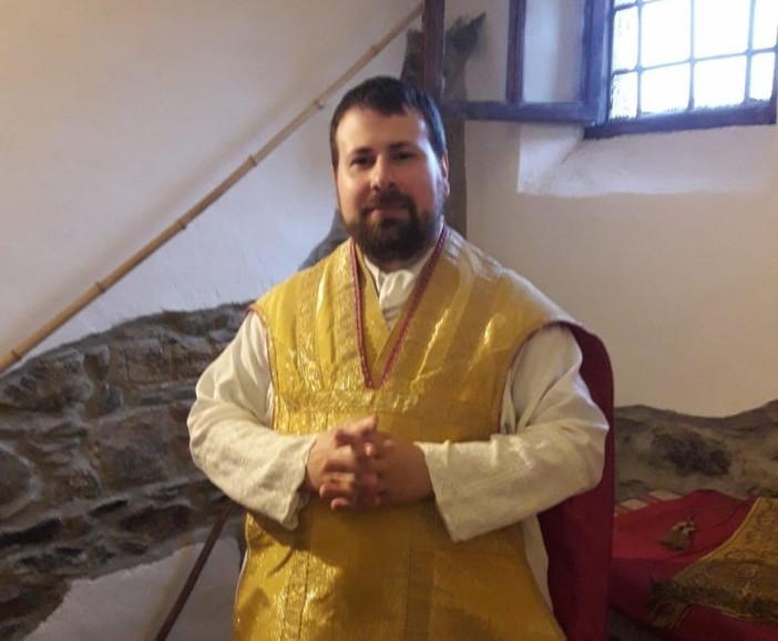 Don Gianluigi Peirano nuovo parroco a Pantasina, lasciano l’entroterra padre Andrea e Luca Broggini Don Gianluigi Peirano nuovo parroco a Pantasina, lasciano l’entroterra padre Andrea e Luca Broggini