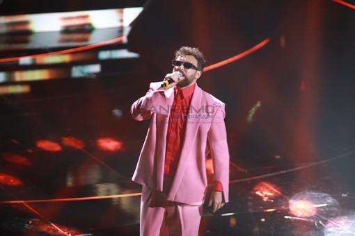 72° Festival di Sanremo, Dargen D’Amico: “Il mio brano è un invito a fottersene delle paure dentro di noi” 72° Festival di Sanremo, Dargen D’Amico: “Il mio brano è un invito a fottersene delle paure dentro di noi”