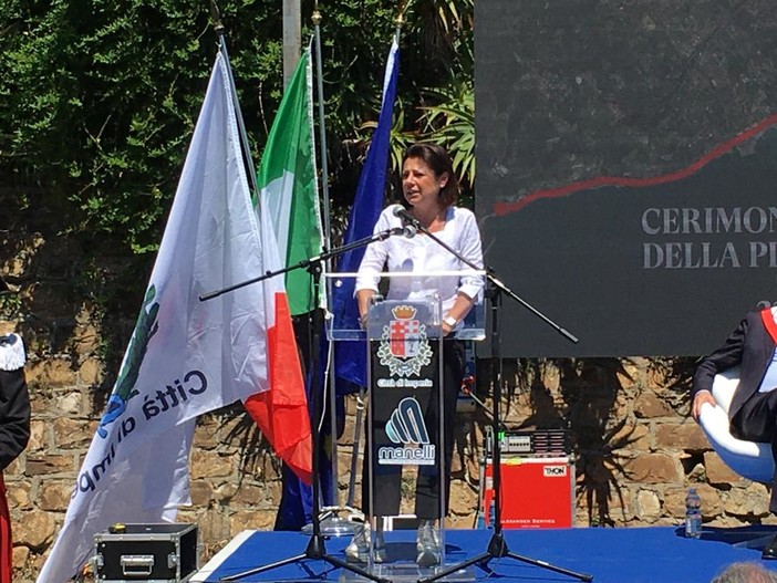 Raddoppio ferroviario, De Micheli: "Progetto già avviato. Finanziamenti legati al recovery fund" (Video)