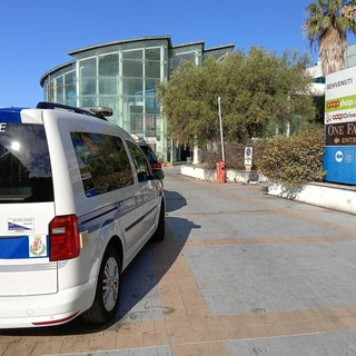 Potenziamento delle telecamere a Imperia, 12 nuovi punti sotto controllo: nel mirino via XXV Aprile e area Carrefour Potenziamento delle telecamere a Imperia, 12 nuovi punti sotto controllo: nel mirino via XXV Aprile e area Carrefour