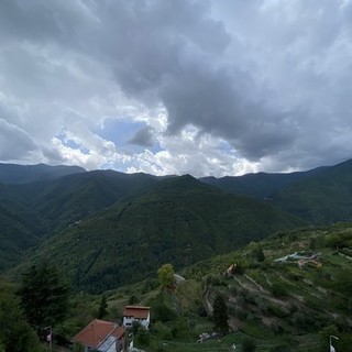 Banda larga, in Liguria solo sessantasei comuni sono già collegati con fibra ottica o radio