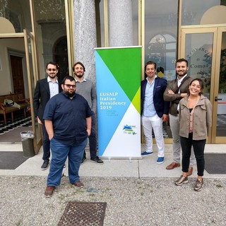 I giovani amministratori dell'area EUSALP a Como per parlare di ambiente e fondi europei, c'era anche il Sindaco di Terzorio ed altri amministratori ponentini