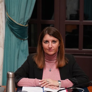 L’assessora D’Agostino incontra i cittadini di Torrazza: spiegazioni sull’abbattimento del tiglio di via Cisterna L’assessora D’Agostino incontra i cittadini di Torrazza: spiegazioni sull’abbattimento del tiglio di via Cisterna