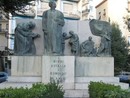 29 LUGLIO 1987. Da Imperia a Buenos Aires: lo storico viaggio del busto di De Amicis regalato dal Comune di Imperia a una scuola argentina