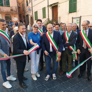 Borgomaro, via all'Expo: prima uscita ufficiale del presidente ad interim della Regione Piana (foto)