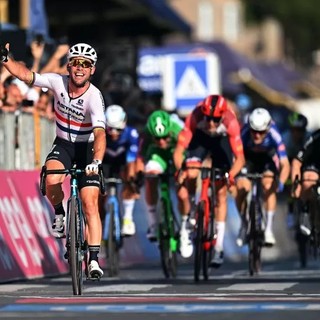 Il Giro d’Italia arriva ad Andora ma l’invito alla quarta tappa esteso anche ad Imperia