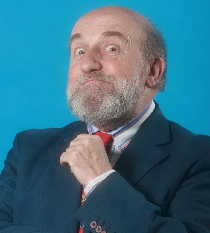 Enrico Beruschi ospite a Villa Scarsella nell'ambito della 4ª edizione del Festival di Cultura Popolare ‘Folk in Diano’