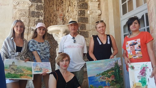 Imperia: il Parasio e i suoi scorci come 'musa' per la pittura en plein air (foto e video) Imperia: il Parasio e i suoi scorci come 'musa' per la pittura en plein air (foto e video)