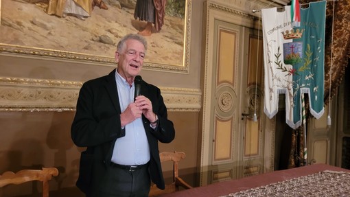 Pieve di Teco diventa il paese del parcheggio facile, il sindaco Pira: “Finisce l’era della sosta selvaggia”