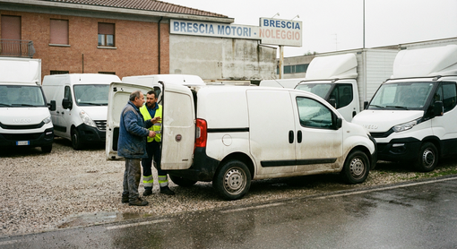 Noleggio furgoni Brescia: guida pratica ai mezzi giusti Noleggio furgoni Brescia: guida pratica ai mezzi giusti