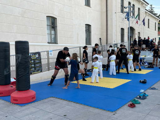 Sport a vele spiegate, oltre 350 bambini in banchina per scoprire lo sport Sport a vele spiegate, oltre 350 bambini in banchina per scoprire lo sport