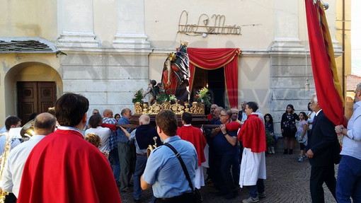 La Processione dell'anno scorso La Processione dell'anno scorso
