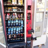 Imperia, furto in pieno centro: scassinati i distributori automatici in Borgo Peri Imperia, furto in pieno centro: scassinati i distributori automatici in Borgo Peri