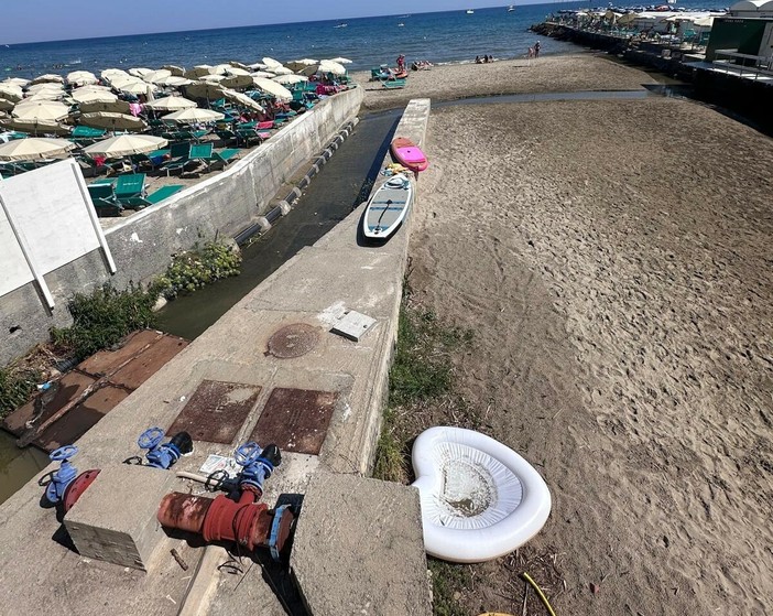 Fogne a Diano Marina, Bellacicco e Parrella: "Informazione e confronto nonostante gli attacchi del sindaco Za Garibaldi" Fogne a Diano Marina, Bellacicco e Parrella: "Informazione e confronto nonostante gli attacchi del sindaco Za Garibaldi"