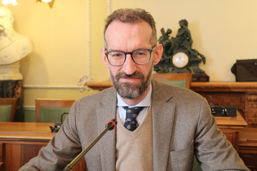 Imperia: incontro tra ANCE e Provincia sul caso Rivieracqua per la tutela dei posti di lavoro. Natta "Azione sinergica per dare le necessarie risposte" Imperia: incontro tra ANCE e Provincia sul caso Rivieracqua per la tutela dei posti di lavoro. Natta "Azione sinergica per dare le necessarie risposte"