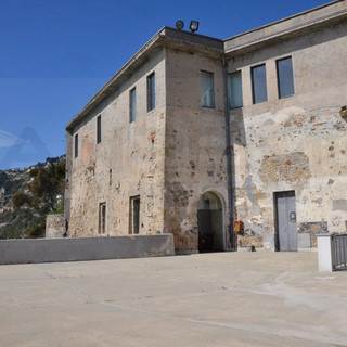 Ventimiglia: domani al Forte dell'Annunziata una convention di Confesercenti sulla normativa fiscale Ventimiglia: domani al Forte dell'Annunziata una convention di Confesercenti sulla normativa fiscale