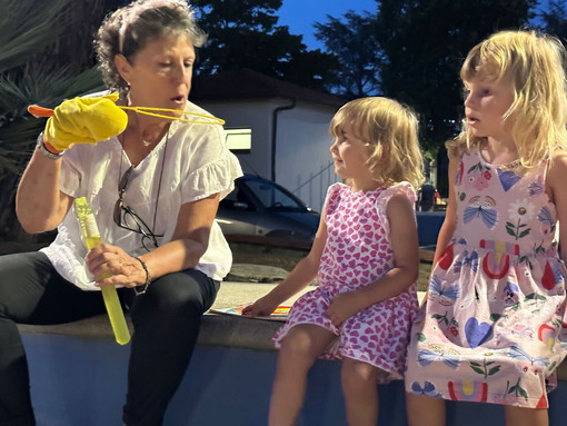 A San Bartolomeo al Mare fiabe da colorare con l’illustratore di Topolino Stefano Zanchi A San Bartolomeo al Mare fiabe da colorare con l’illustratore di Topolino Stefano Zanchi