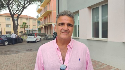 Primo giorno di scuola, il saluto del sindaco Filippo Scola ai bambini e ragazzi di San Bartolomeo Primo giorno di scuola, il saluto del sindaco Filippo Scola ai bambini e ragazzi di San Bartolomeo