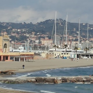 Monitoraggio delle acque in Liguria, il mare è pulito la stagione può iniziare