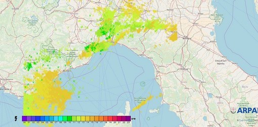 Allerta meteo “gialla” prolungata fino alle 2 di stanotte nella zone dello spezzino