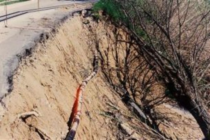 Infrastrutture: dalla Regione 1,6 milioni per la viabilità danneggiata dalle alluvioni, 420mila euro all'imperiese Infrastrutture: dalla Regione 1,6 milioni per la viabilità danneggiata dalle alluvioni, 420mila euro all'imperiese