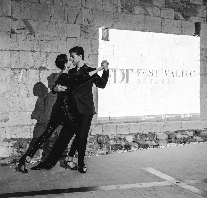 Festivalito di Tango alla Chiesa della Fortezza di Lingueglietta Festivalito di Tango alla Chiesa della Fortezza di Lingueglietta