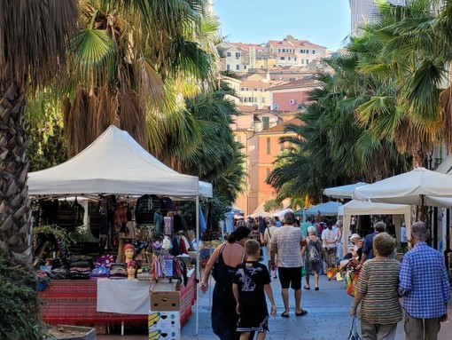 Imperia, torna la Festa di San Maurizio: il cuore di Porto si anima con l'Expo Alpi del Mare Imperia, torna la Festa di San Maurizio: il cuore di Porto si anima con l'Expo Alpi del Mare