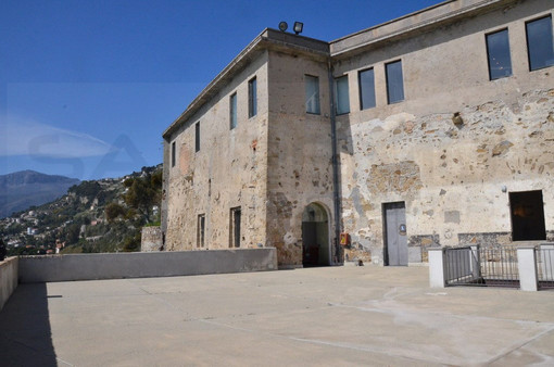 Ventimiglia: domani al Forte dell'Annunziata una convention di Confesercenti sulla normativa fiscale Ventimiglia: domani al Forte dell'Annunziata una convention di Confesercenti sulla normativa fiscale