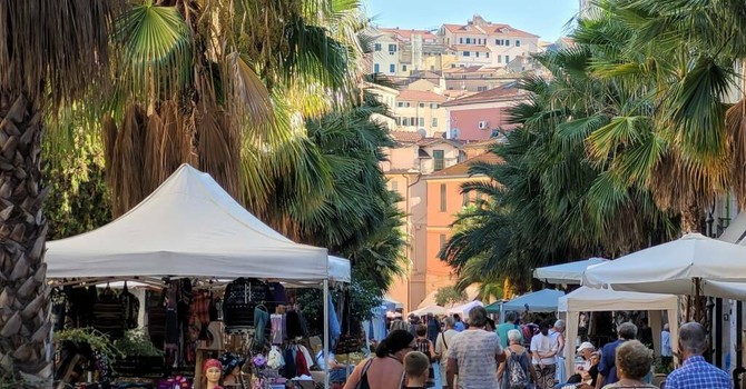 Imperia, torna la Festa di San Maurizio: il cuore di Porto si anima con l'Expo Alpi del Mare Imperia, torna la Festa di San Maurizio: il cuore di Porto si anima con l'Expo Alpi del Mare