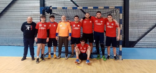Pallamano, poule promozione. San Camillo Riviera a secco: il Cagnes Sur Mer vince a Imperia
