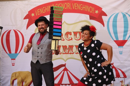 Diano Marina, al Bowling prosegue "Sul filo del divertimento": stasera il Family Circus di Fortunello e Marbella