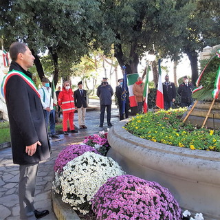 Diano Marina: celebrata questa mattina la Giornata delle Forze Armate e Unità Nazionale (foto)