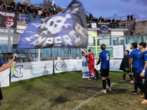 SPECIALE STADIO. Il derby è nerazzurro, la festa dei giocatori sotto il settore ospiti del Comunale (video)