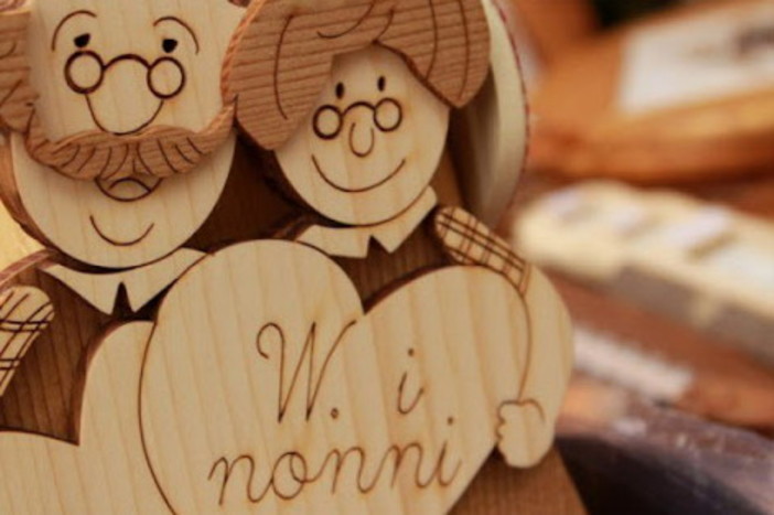 Festa dei Nonni, Coldiretti: “Uno su tre aiuta i bilanci della famiglia”