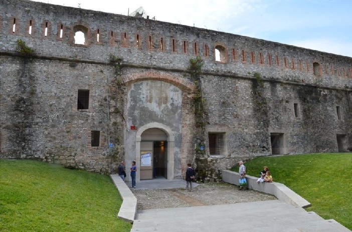 Sanremo: al Forte di Santa Tecla la Mostra ‘Sanremo e l’Europa’ entra nella terza settimana