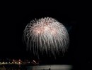 I fuochi illuminano il cielo di Diano Marina per festeggiare la Madonna del Carmine