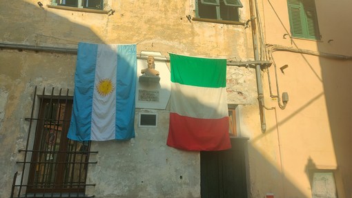 Costa d’Oneglia: una Notte Bianca tra musica, tradizione e comunità (video)