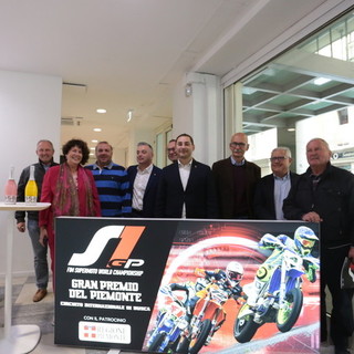 Busca protagonista della coppa del mondo di Supermoto con 34 piloti da quindici paesi (FOTO E VIDEO) Busca protagonista della coppa del mondo di Supermoto con 34 piloti da quindici paesi (FOTO E VIDEO)