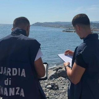 Controlli estivi della Guardia di Finanza in Riviera: oltre 270 attività verificate Controlli estivi della Guardia di Finanza in Riviera: oltre 270 attività verificate