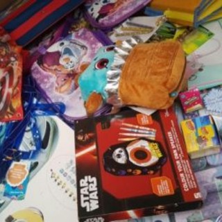 Natale al Gaslini, si chiude l’iniziativa della Croce Bianca che ha lanciato una raccolta di giocattoli per i piccoli ricoverati Natale al Gaslini, si chiude l’iniziativa della Croce Bianca che ha lanciato una raccolta di giocattoli per i piccoli ricoverati