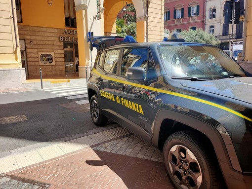 Favoreggiamento della prostituzione online, maxi indagine della Guardia di finanza: scoperta evasione da 4,6 milioni