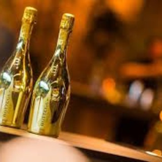 Gli amanti del vino cercano il Bottega Gold Gli amanti del vino cercano il Bottega Gold