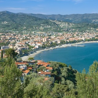 Animali alla larga dagli appartamenti vacanza, esplode la rivolta sui social Animali alla larga dagli appartamenti vacanza, esplode la rivolta sui social